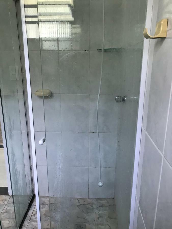 Apartamento Temporada Гуаружа Екстериор снимка